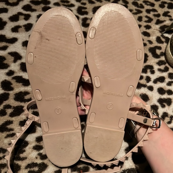 Steve Madden studded sandals - Picture 2 of 3